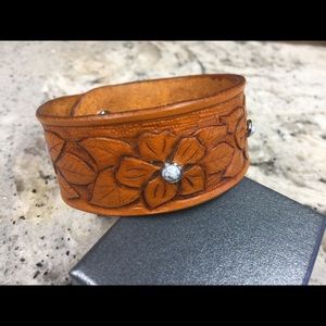 Hand tooled bracelet womens